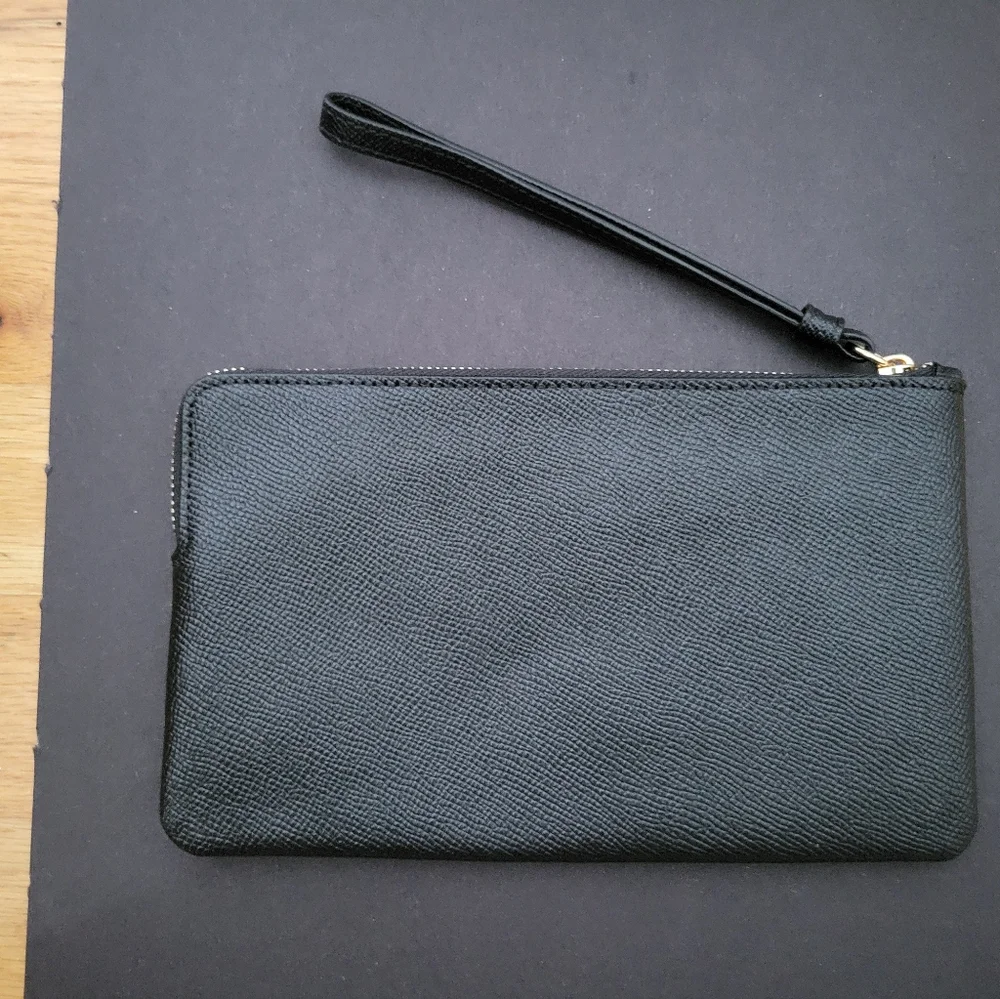 Coach large corner zip wristlet - Picture 2 of 6